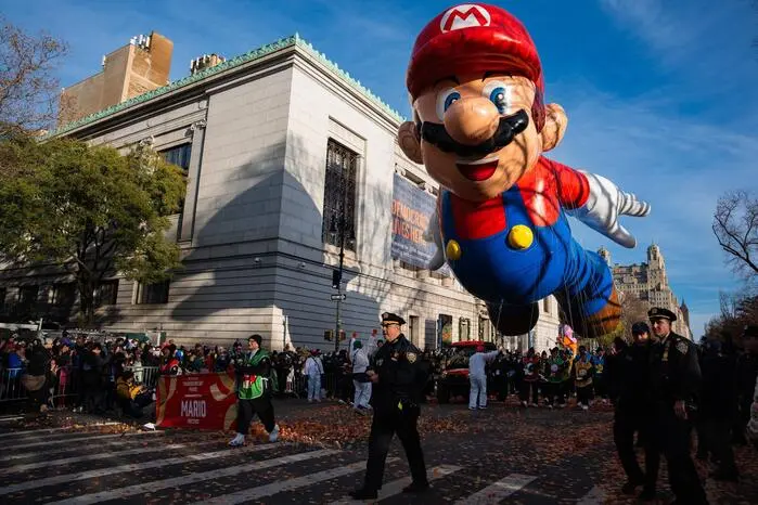 Zu den gezeigten Figuren gehörten Klempner Super Mario,...