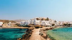 Der Hauptort von Naxos mit dem Burgberg