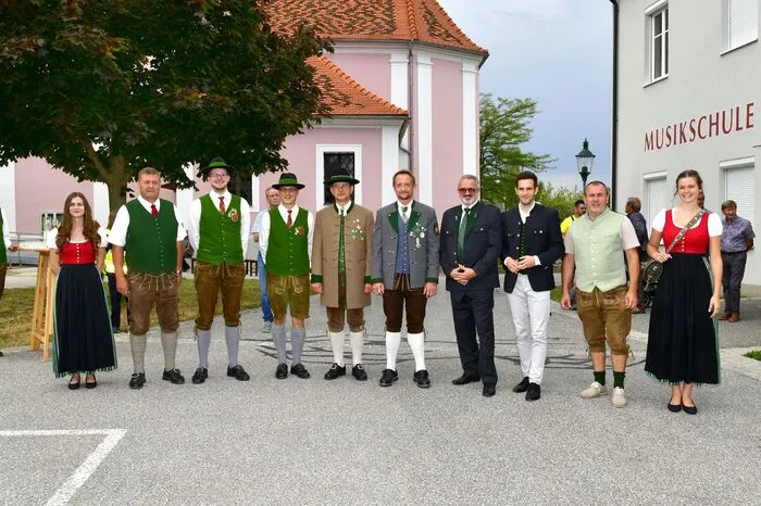 Im Rahmen des Festaktes wurden auch die Leistungsabzeichen in Gold verliehen