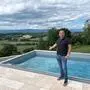 Markus Reinecker von Pool and Fun hat momentan viel Arbeit, da Pools in der Region gefragt sind