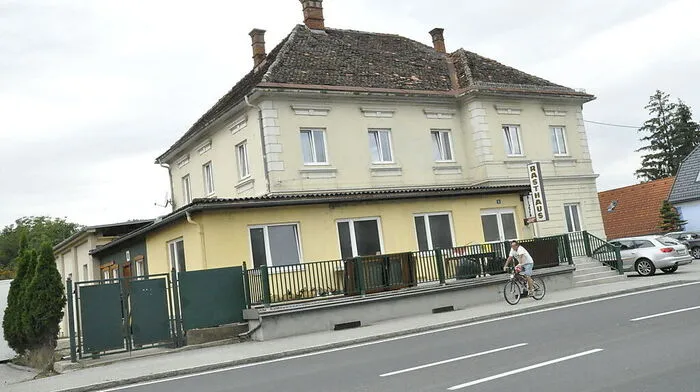Das ehemalige Gasthaus Kraiger in der Bahnhofstraße wird zu einem Fitness-Studio umgebaut.