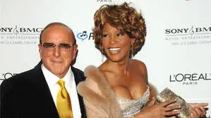 Clive Davis mit Whitney Houston im Jahr 2007