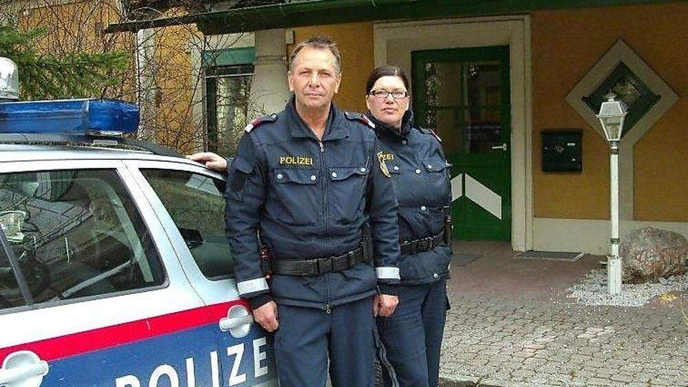 Thomas Jagerberger und Barbara Scheucheleisteten Erste Hilfe