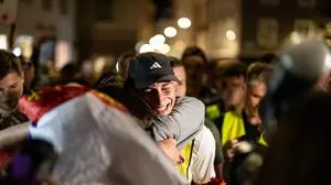Protestlauf serbischer Studenten | Serbische Studenten bei der Ankunft in Graz, Tummelplatz