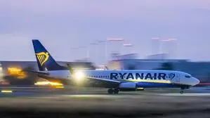 Ryanair  | Ryanair will heuer mit 640 Flugzeugen 208 Millionen Passagiere transportieren , 2034 sollen es schon 300 Millionen sein