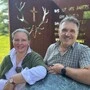 Elisabeth Schaschl und Gerald Eberl im Schlosspark Mageregg 