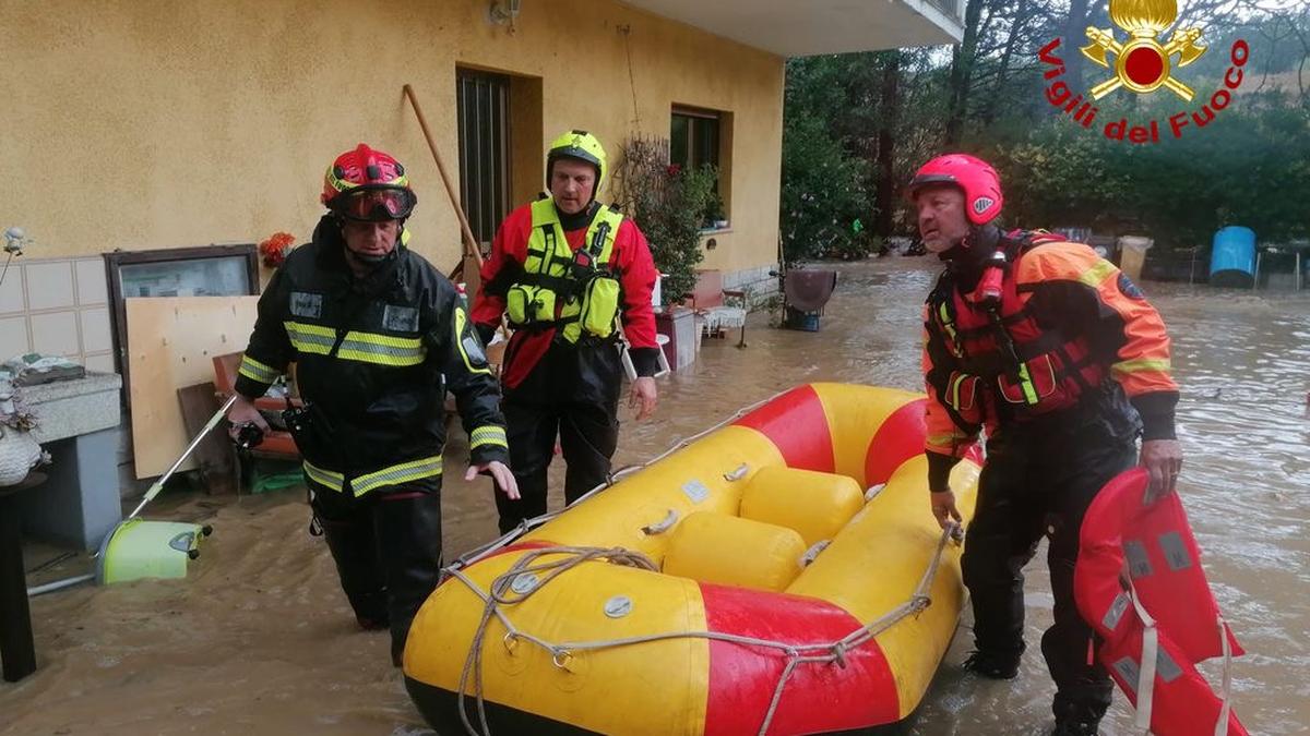 Auch in Friaul kämpfen die Einsatzkräfte gegen die Wassermassen