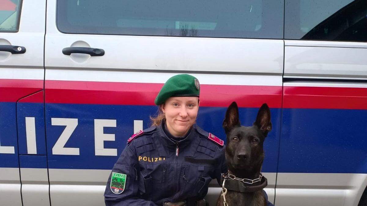Polizistin Christina  mit Hund „Oana“