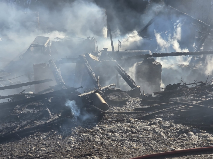 Das Gebäude brannte bis auf die Grundmauern nieder 