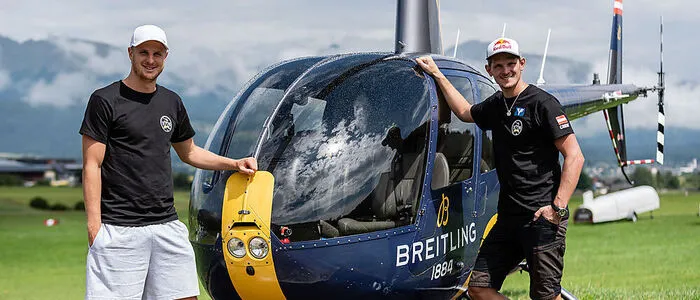 Thomas Morgenstern (vorne rechts) im Bild mit Ex-Fußball-Profi Martin Hinteregger