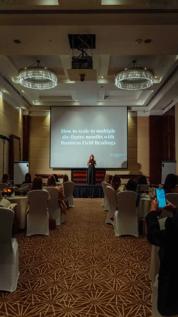 Am Samstagvormittag stand Ilse Grabner noch auf der Bühne in Dubai, parallel dazu überschlugen sich die Ereignisse