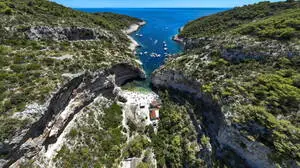 Die Insel Vir ist eine von rund 300 Inseln und Inselchen des Archipels von Zadar