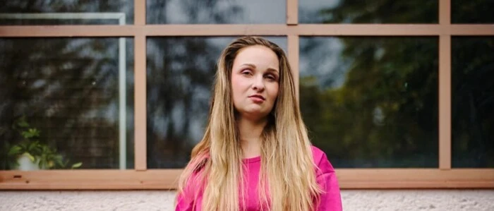 Bernadette de Roja (29) findet keine Arbeit: „Ich möchte eine Chance bekommen und zeigen, dass ich arbeiten kann“