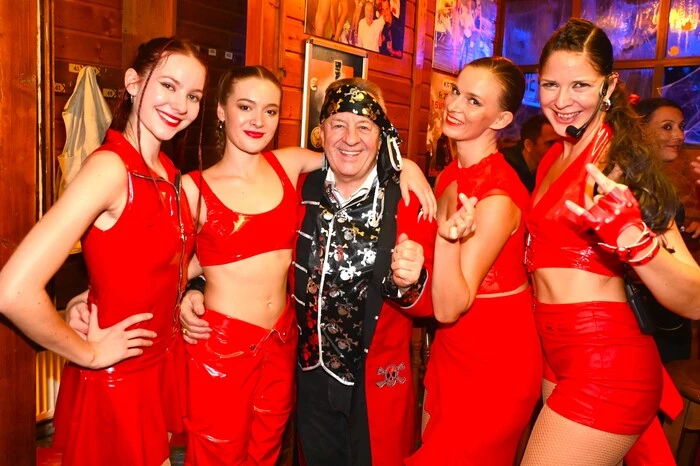 Mally brachte die Stars des GirlsClub „Release das Biest“ in einer Nachtfahrt nach Krumpendorf