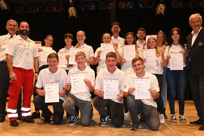 Einzelsieger in Gold wurden vorne v.l. Sebastian Maierbrugger, Felix Posegger, David Dörfler, Samuel Stingl
hintern v.l.  Valentina Wernitznig, Jessica Schildberger, Sarah Rusterholz, Chantal Leonie Stadtmann, Julia Rauter , Lisa Virgolni, Jana Schnitzler, dahinter Ayleen Schubert, 