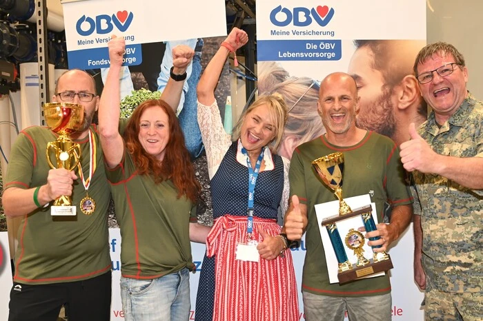 Das Siegerteam des Kartrennens