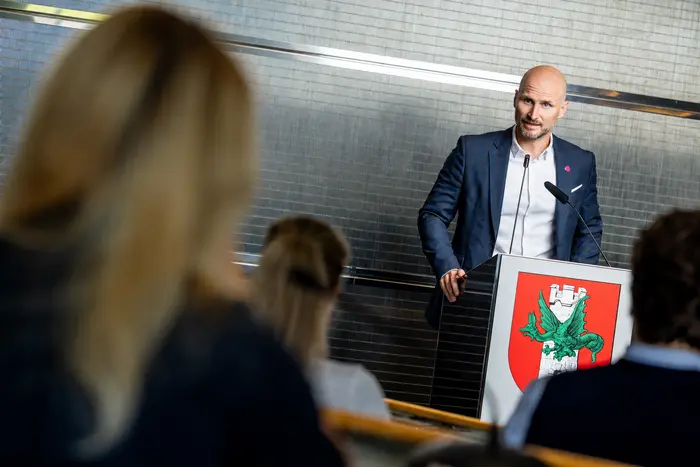 Janos Juvan (Neos) übte harte Kritik am Budget