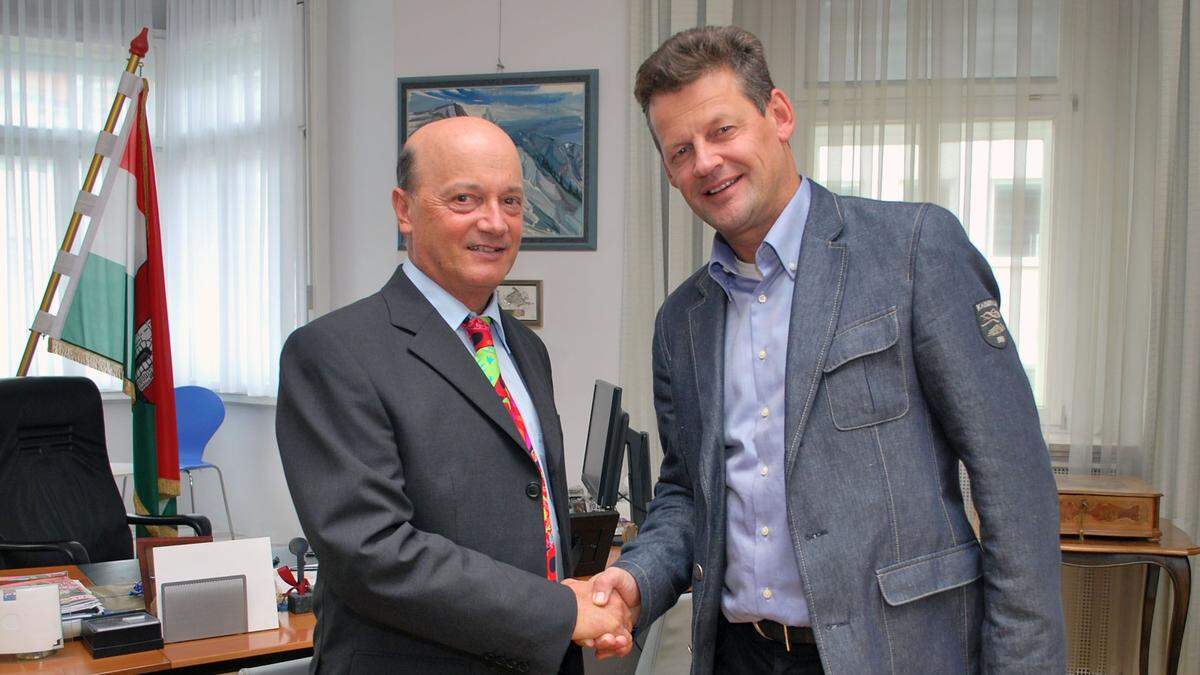 Ein Bild aus besseren Tagen: Bürgermeister Christian Scheider (TK) und Magistratsdirektor Peter Jost