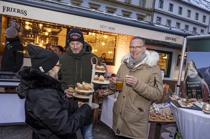 Das ließen sich zahlreiche Gäste nicht entgehen.