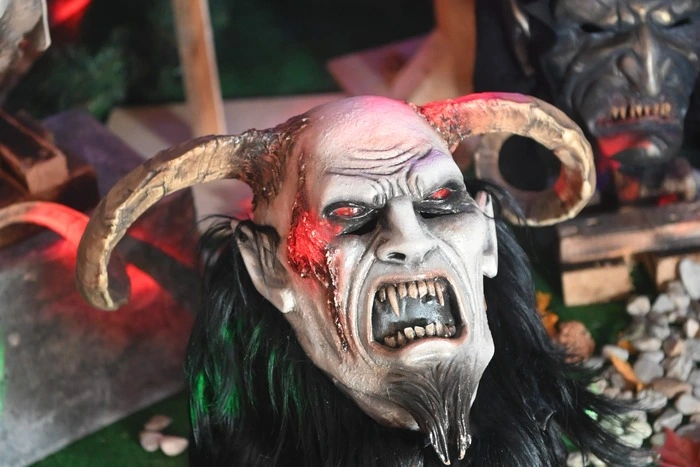 Tolle Masken waren im Mittelpunkt der Ausstellung