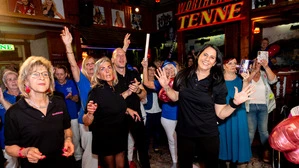 Auch Husslers Fanclub war natürlich dabei