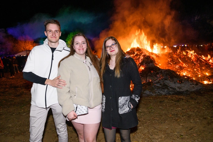 Osterfeuer; Fotograf Thomas Hude; Ostern; Karsamstag; Feuer; 4.4.2026; Alte Stadtgrenze; Brauchtumverein Pokeritsch 2.0; Klagenfurt