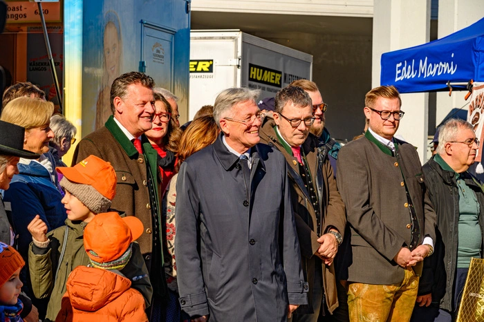 LH Kaiser bei Eröffnung des ältesten Kärntner Krämermarktes: „Wesentlicher Impuls für Wirtschaft, Brauchtum und Gemeinschaft.“
