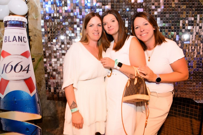 Fotograf Thomas Hude; Fete Blanche;Fabrik; Saag; 24.7.2026