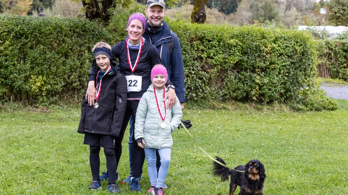 Nach einem Jahr Pause starteten am Samstag 140 Lauf- und Walking-Begeisterte in die 20. Ausgabe des von der Richtervereinigung Kärnten organisierten Justizlaufes rund um den Hafnersee. 