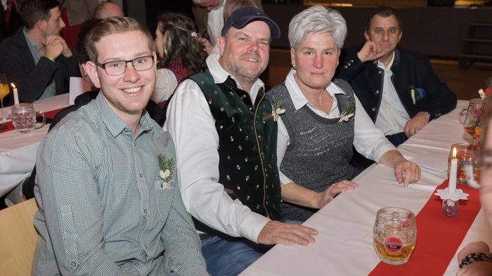 Der große Ball der Landjugend Ebenthal lockte zahlreiche Besucher nach Gurnitz!