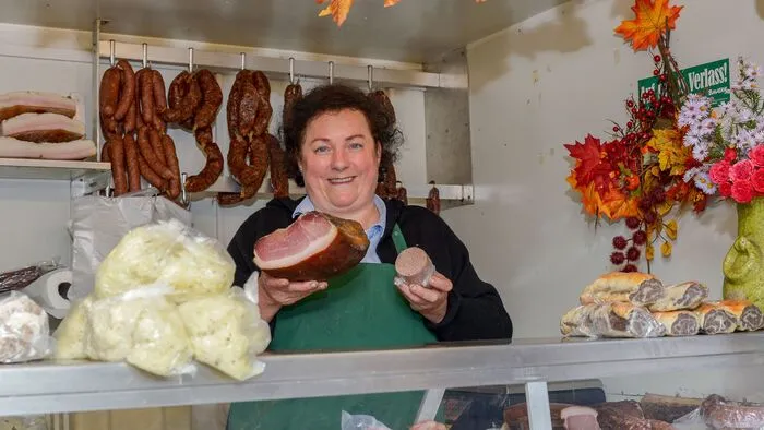 Am ersten Tag der Festivitäten „Herbst in Wolfsberg“ wurde das 40-Jahr Jubiläum des Bauernmarktes am Weiherplatz am 2. Oktober festlich begangen.