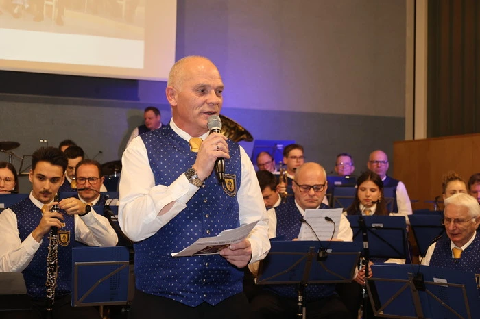 Manfred Stückler führte mit Daniela Sattler durch das Programm.