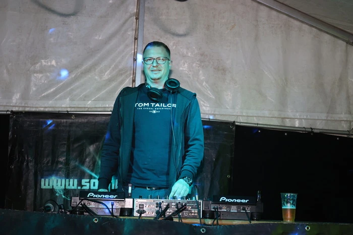 Die DJs von „Sound Society“ sorgten für beste Partystimmung.