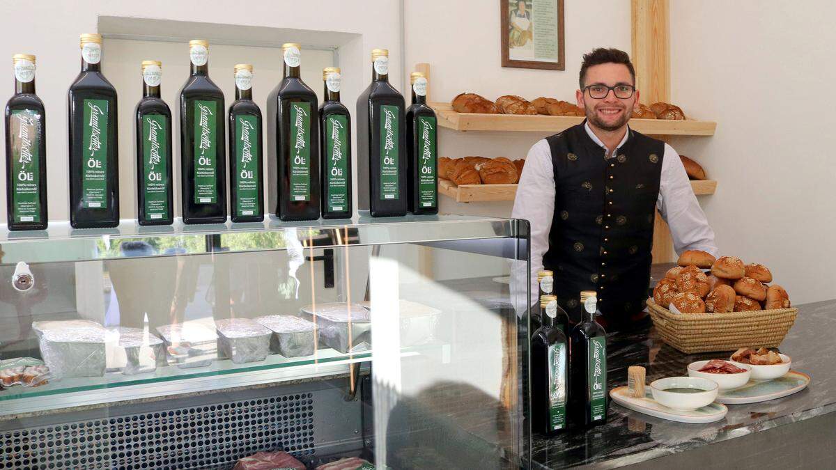 Matthias Seifried in seinem Bauernladen