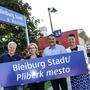 EL-Gemeinderat Stefan Domej, Ministerin Leonore Gewessler, EL-Stadtrat Markus Trampusch und die Nationalratsabgeordnete Olga Voglauer (von links)
 