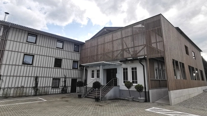 Das Traditionsgasthaus Silberberg wird seit 2022 umgebaut. Die Bauarbeiten sind nun im Finale