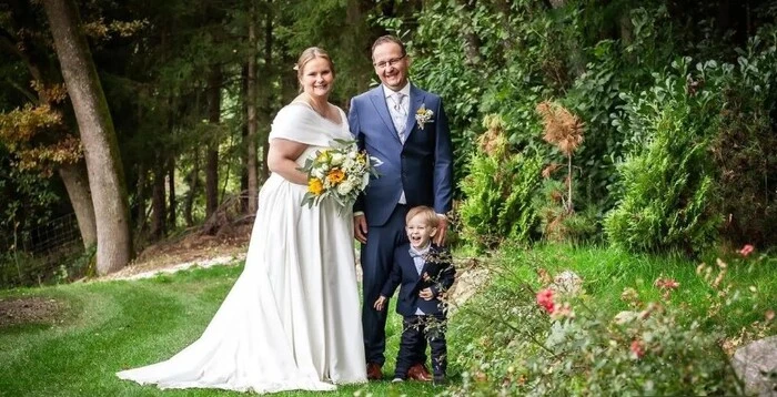 Daniela Schimek und Heribert Ganster haben beim Reiterhof Stückler geheiratet