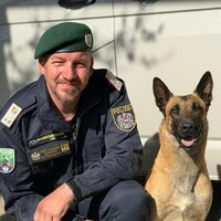 Richau mit seinem vierbeinigen Kollegen „King Louie“