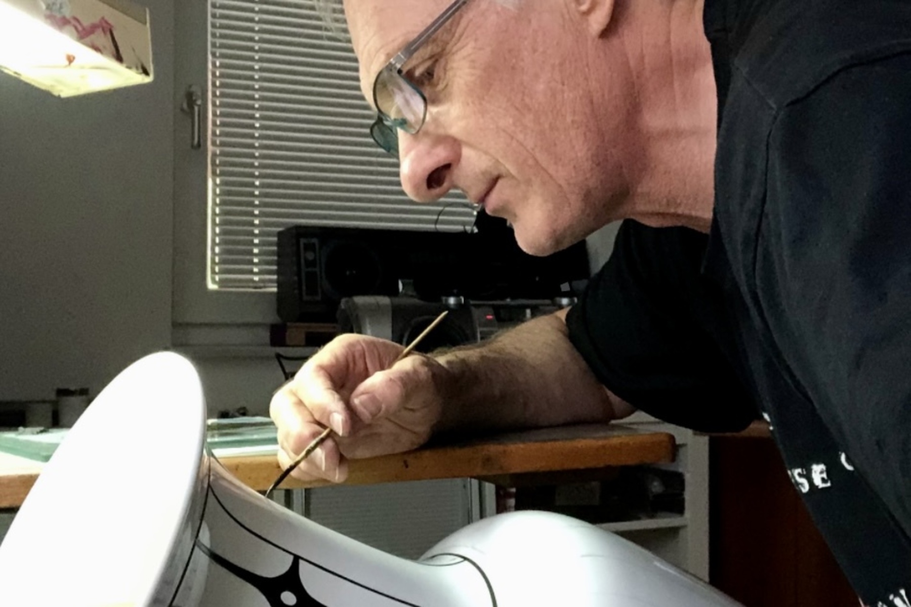 Izidor Stern macht mit Gold und Präzision Gefühle sichtbar