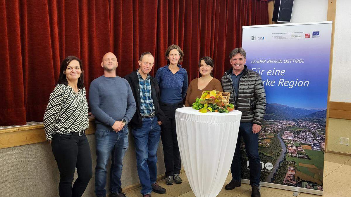 Ingrid Wibmer, Thomas Steiner, Ludwig Wurnitsch, Birgit Winkler, Marlies Macher und Dietmar Ruggenthaler