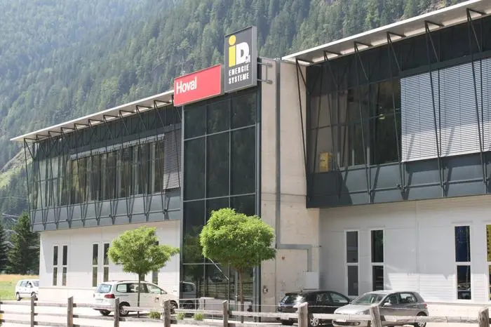 Die iDM-Ferialpraktikanten in Matrei werden in den laufenden Betrieb miteingebunden