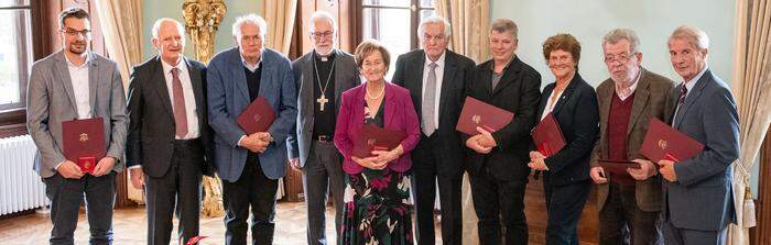 Die Geehrten: Wiegele, Schneider, Heine, Marketz, Binder, Rainer, Nowak, Kulterer, Jaschke und Haber