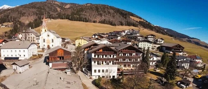 Mehrere Gebäude aus der Vogelperspektive
