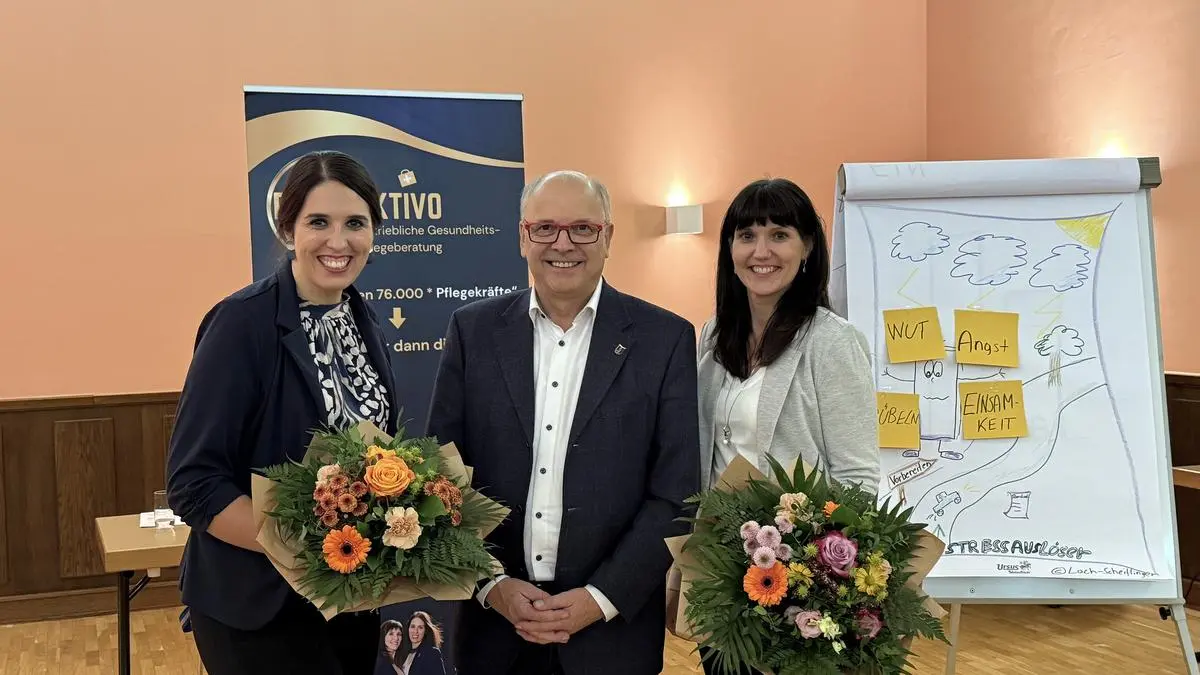 Julia Lach-Scheiflinger (Perspektivo), Vizebürgermeister Hans Kapeller und Birgit Brandstätter (Perspektivo)