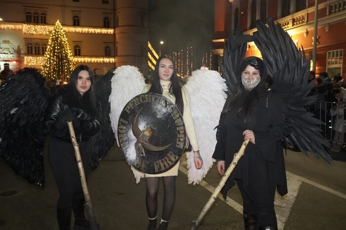 Tamara Thaler
, Emely Schmidt und 
Angelique Konrad
