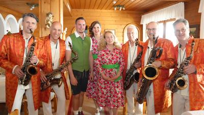 Benjamin und Birgit Obweger und Brigitta Baumann mit der Event-Band Sax-Royal