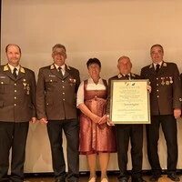 Franz Brunner (zweiter von rechts) freute sich über die Anerkennung seiner jahrzehntelangen Arbeit