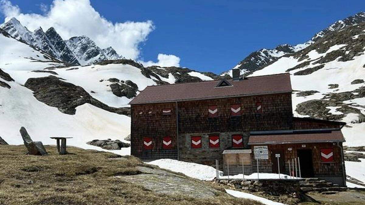 Die Elberfelder Hütte liegt auf 2.346 Meter