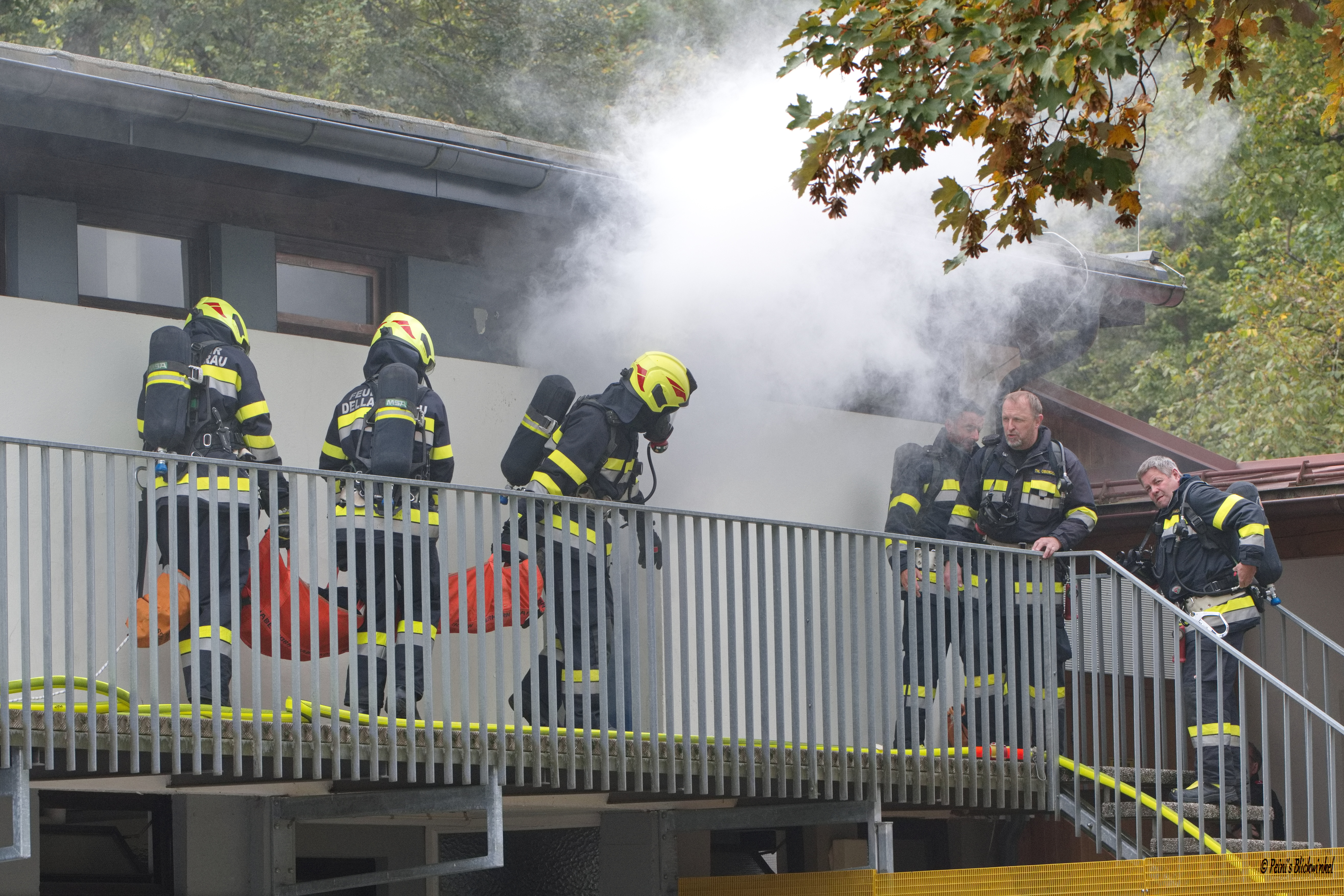 Bei der Großübung am Samstag standen zahlreiche Einsatzkräfte der verschiedenen Blaulichtorganisationen im Einsatz