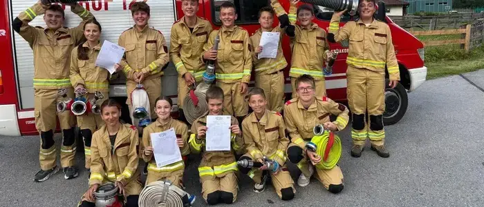 Die Jugendfeuerwehr Defereggen nutzte unter anderem das Waldfest, um Stimmen zu sammeln